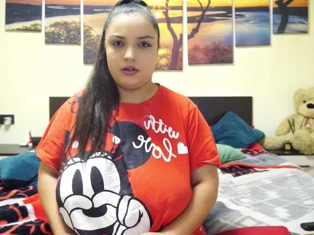 adellineee on BongaCams