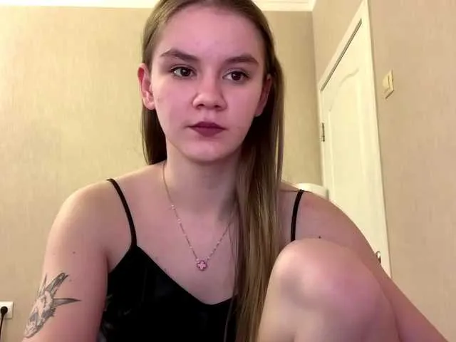 AgnesShyy — Cute, curious and a little bit naughty :) Im Agnes :love Goal: Flash tits  @remain 