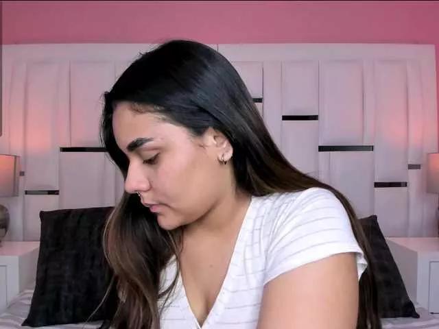 Freechat AlannaWest on BongaCams