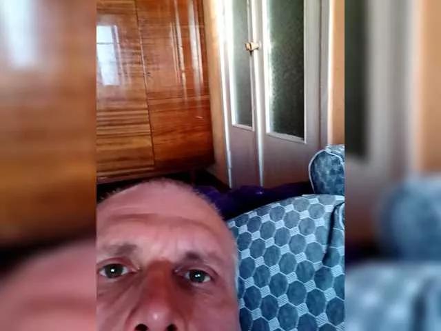 Offline Aleksa26 on BongaCams