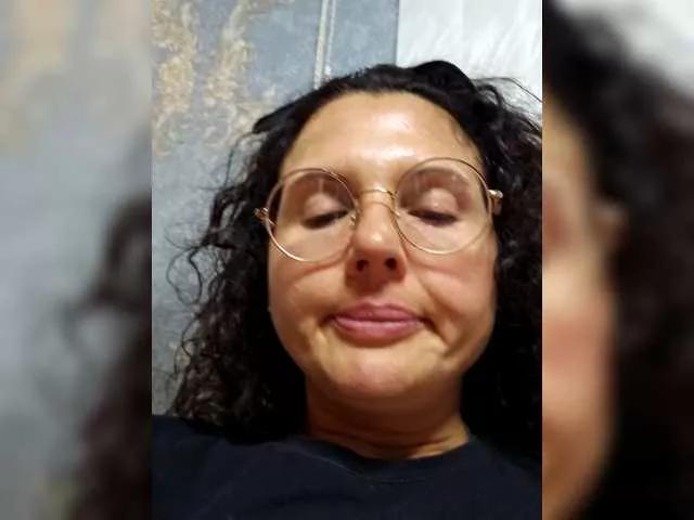 Alenka86801 — Freechat on BongaCams