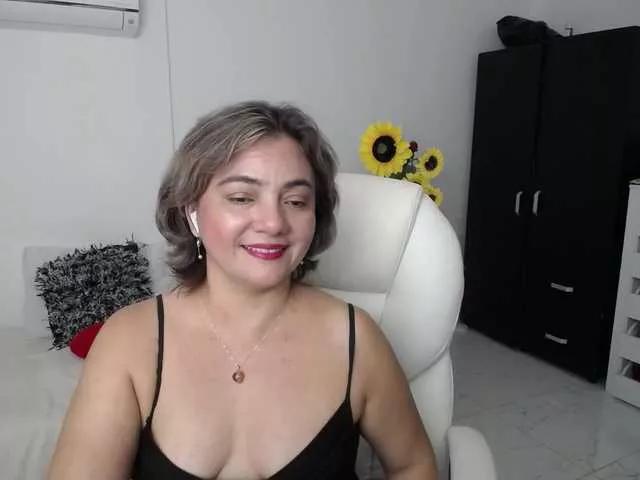 ana-hotmilf