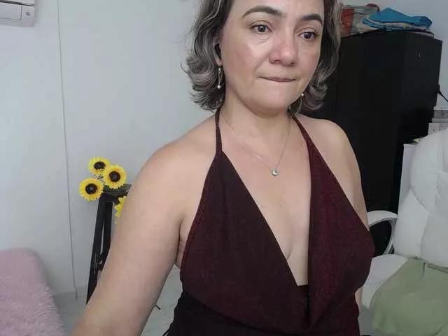 ana-hotmilf