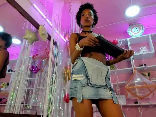 AnnieSanz — I love people who are open minded, who like to talk about all kinds of topics, people who want to explore their fantasies and recognize their fetishes, I want to be part of your memories and create memories where I am your protagonist.