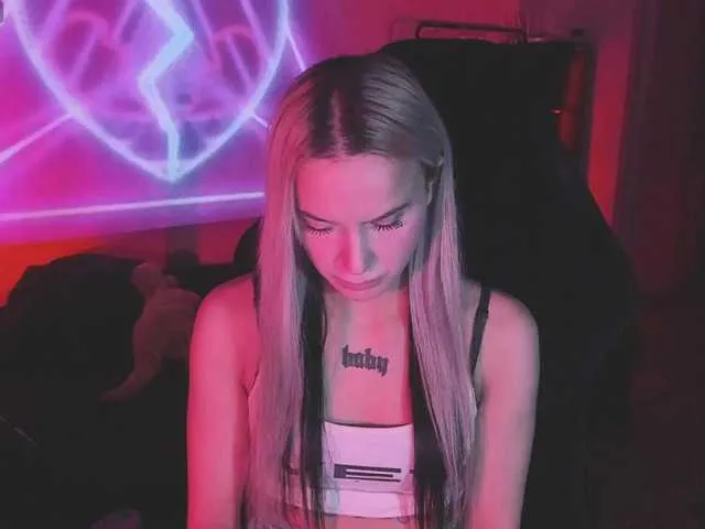 AshMila — Freechat on BongaCams