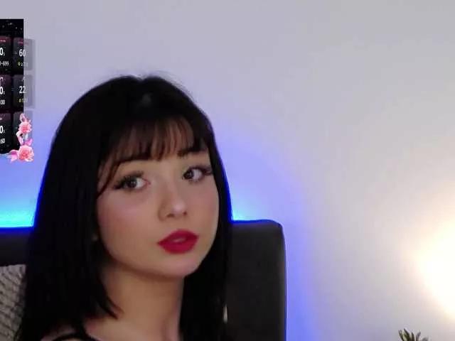 Offline AveryWillow on BongaCams