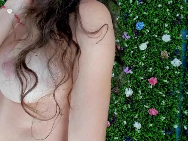 BabyAylin on BongaCams 
