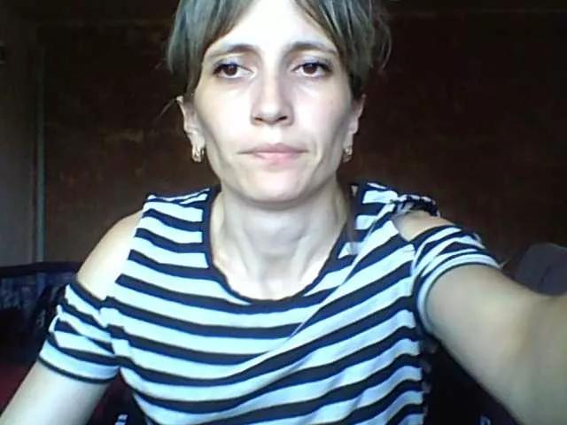 Offline BabyLove4432 on BongaCams