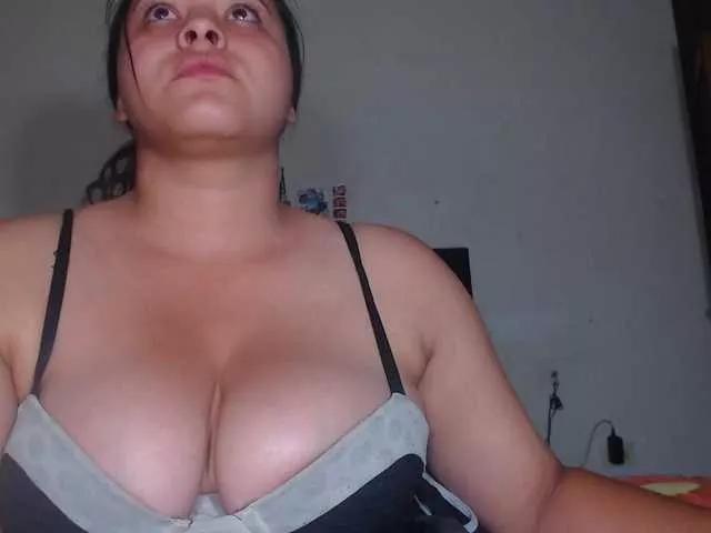 bella-mike-wc — Freechat on BongaCams