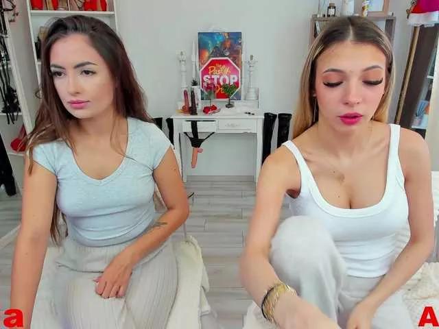Offline Bellaxdoll on BongaCams