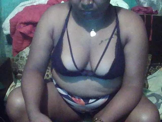 Offline Bigboobs14 on BongaCams