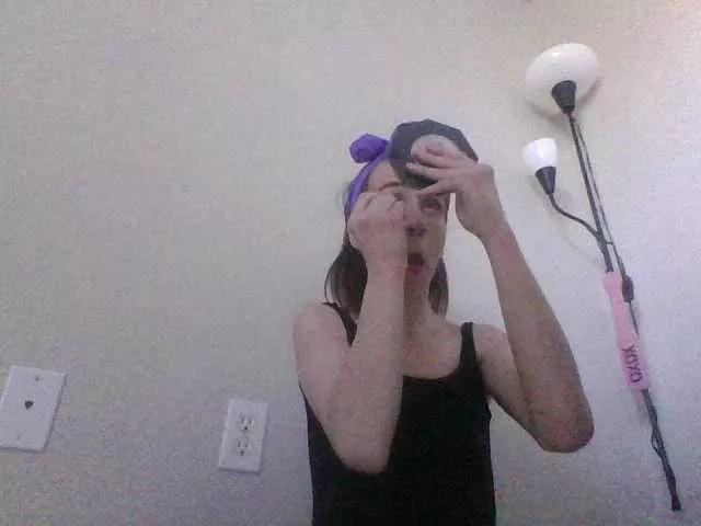 BubblyBlossom on BongaCams 