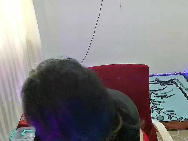 Caramela122 on BongaCams