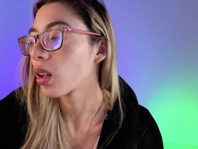 Offline Charlotte-glasses on BongaCams