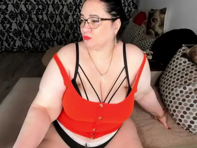 Charlotte4u — Hello guys, I am online right now with a lot of desire for very hot fun by your side ... Let's enjoy the pleasure of our groans while we cum so together. My tight and humid pussy wants to feel you!