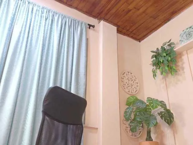 chloe-rosse on BongaCams