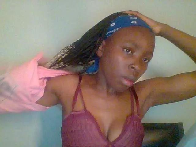 Offline chocolate-brownie on BongaCams