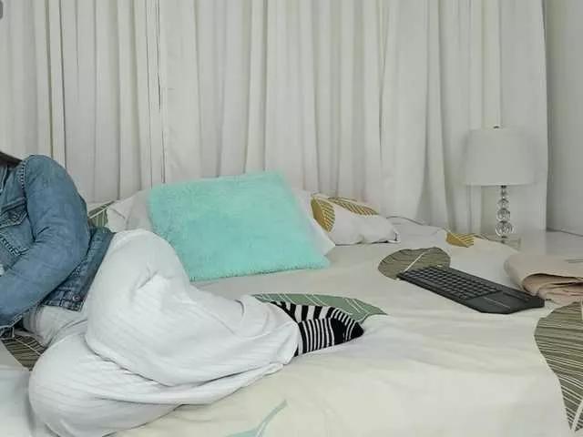 Offline dakotacarvajal on BongaCams