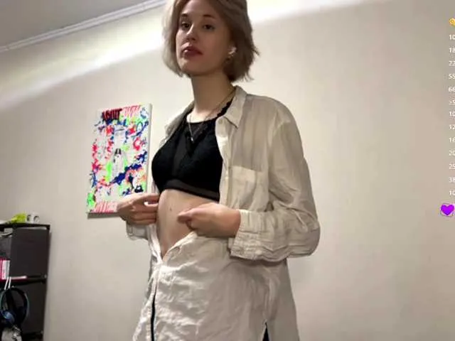 DeloiseChuta on BongaCams