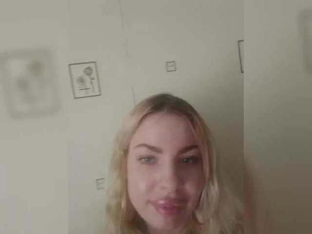 Offline Djesikaa on BongaCams