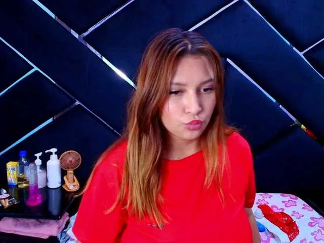 DulceeCherry on BongaCams