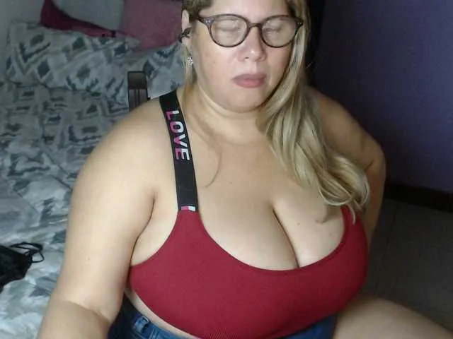 ElizabethTaylor8 on BongaCams