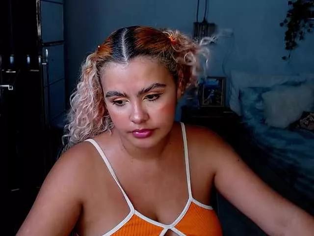 ElizaBonnie — An interesting conversation, seduction and the desire to penetrate every space of my mind