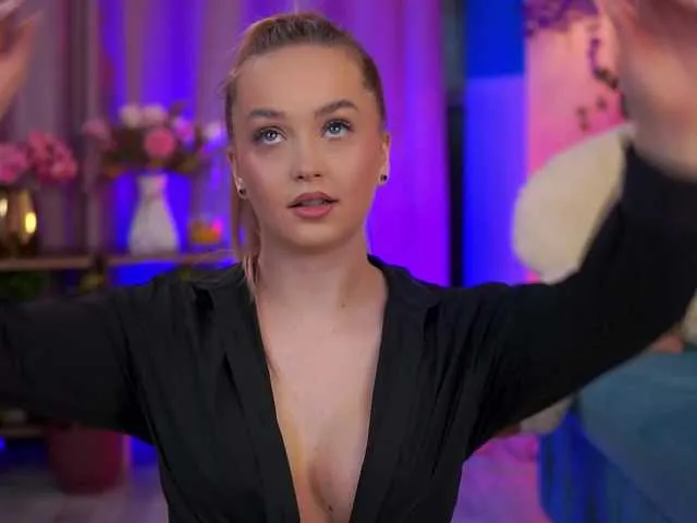 ElyssawetXX on BongaCams