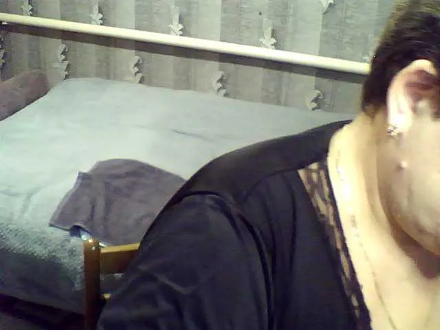 ElzaJewel on BongaCams