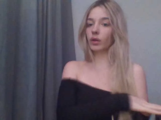 EvelineTop on BongaCams