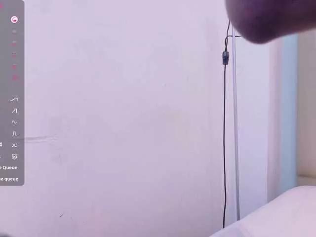 friendsmom — I really like rough sex, getting hit on the buttocks, riding the dildo!!