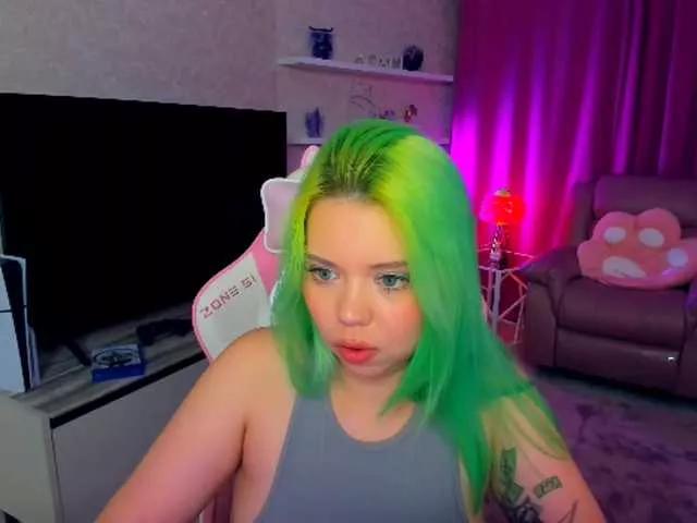 Freechat FunnyVibe on BongaCams