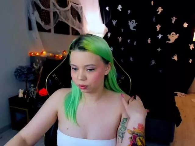 BongaCams FunnyVibe is Freechat FunnyVibe — n life I like to go to bars, visit museums. On the site I like to look bright and surprise