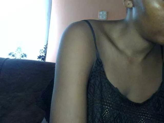 Offline Gladwell on BongaCams