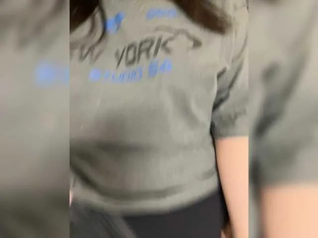 Glossmixdoll on BongaCams