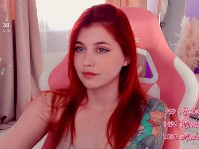 Offline HoneyCherry on BongaCams