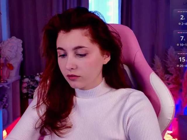 Offline HoneyCherry on BongaCams