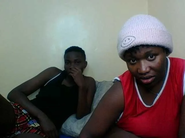 Hots-love-story — Freechat on BongaCams