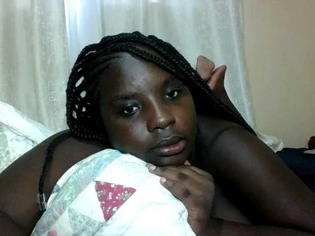 Hotybobbies on BongaCams