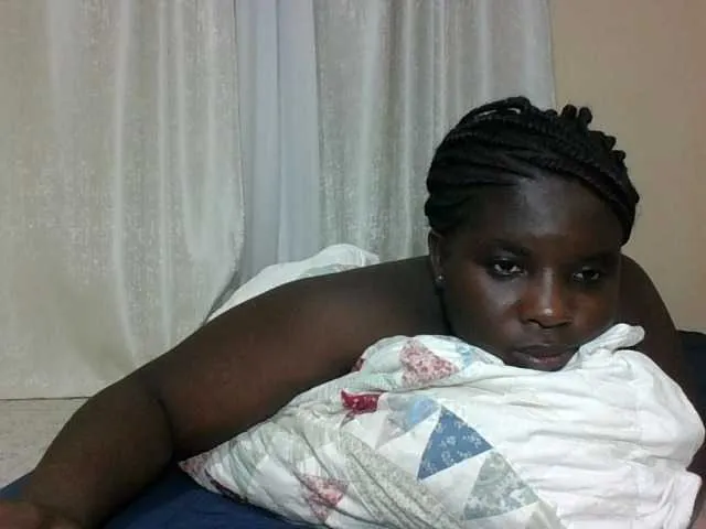 Hotybobbies on BongaCams