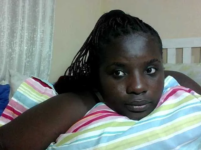 Hotybobbies on BongaCams