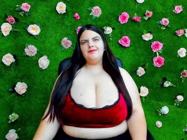 Offline HugeTittiess on BongaCams