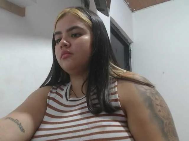 Offline jessica-sweety on BongaCams