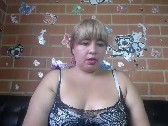 Freechat jones-scarlet on BongaCams