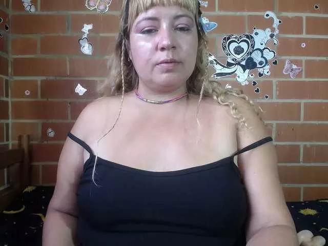 Freechat jones-scarlet on BongaCams