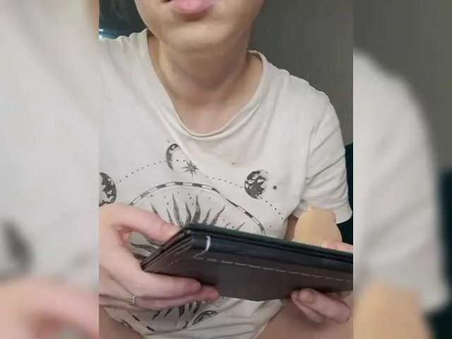 Juliberry1 on BongaCams