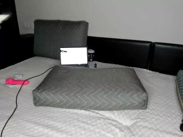 BongaCams KerryBelly is Freechat KerryBelly — Freechat on BongaCams