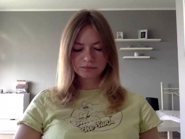 kissMillie on BongaCams 