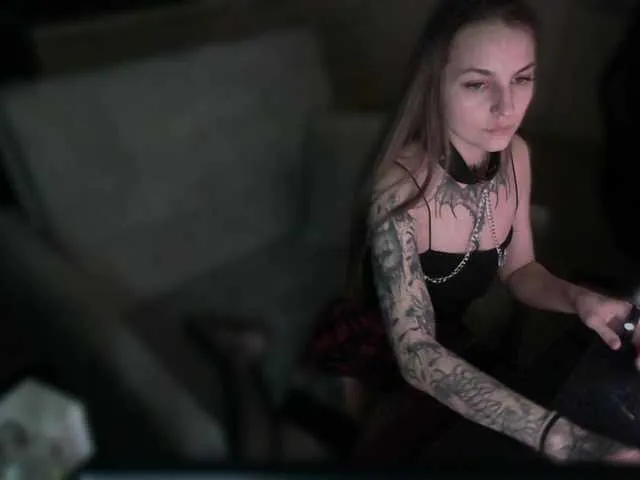 KrisVXN0 — Freechat on BongaCams