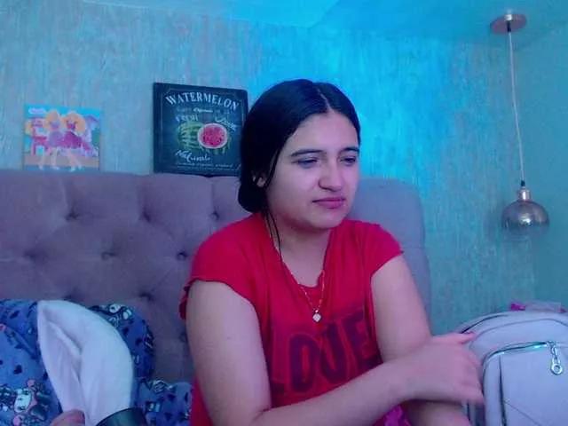 Offline laurenelove on BongaCams